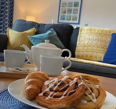 Breakfast in the lounge
