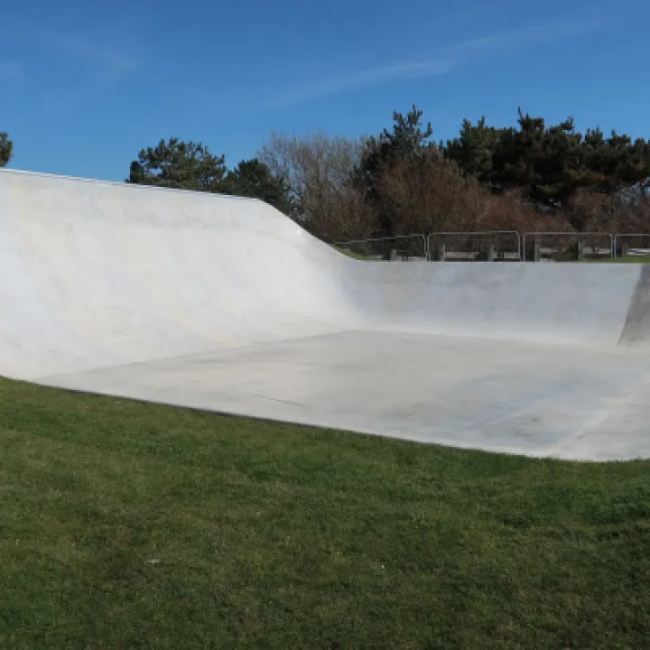Eastbourne skatepark bowl