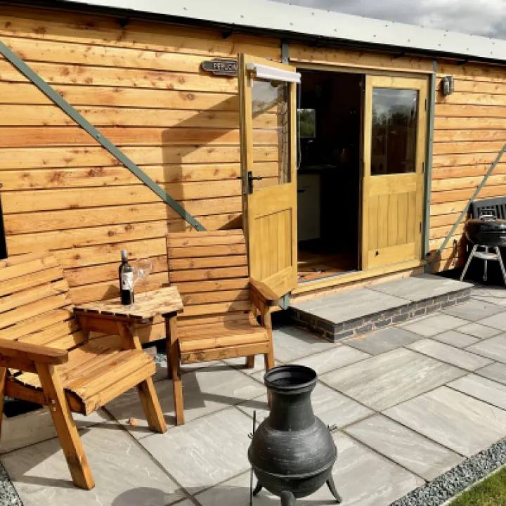 Peplow outside space