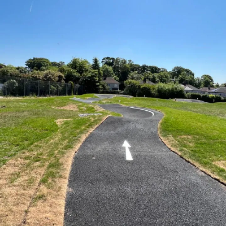 Ysgol Cynfran pump track 02