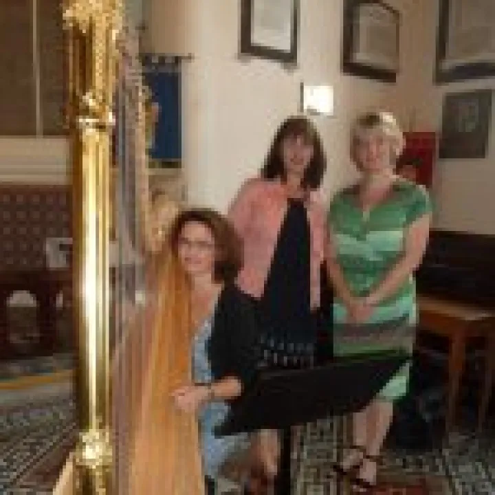 Chinchinha 90th service