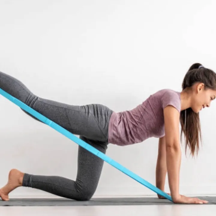 Using a resistance fitness band