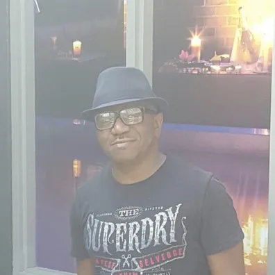 Johnny Dee