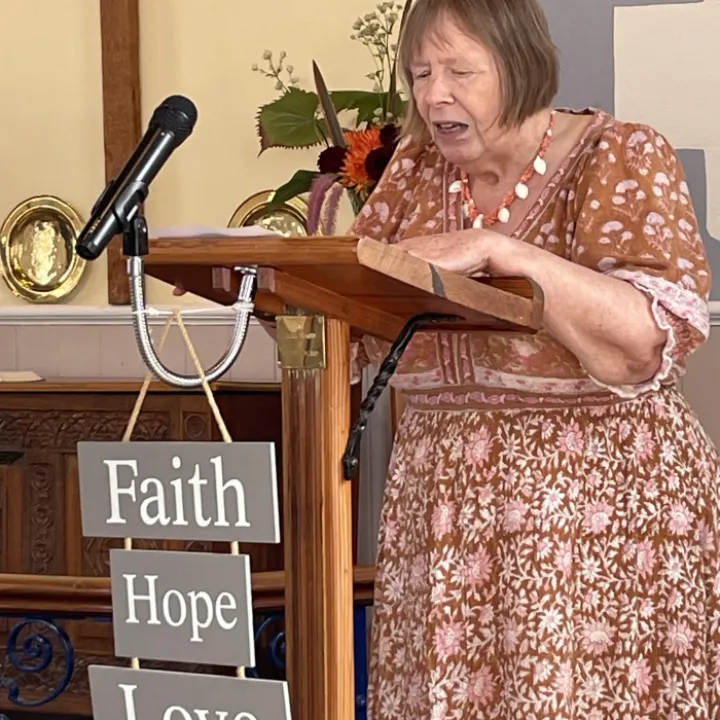 Bible Reading Vivienne Thomas 2