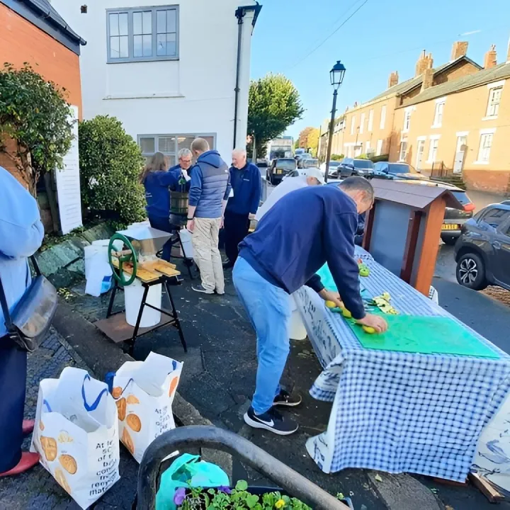 Apple Pressing Event 1