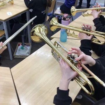 7c30947b-F011-4f20-8023-0a3e3ac60764