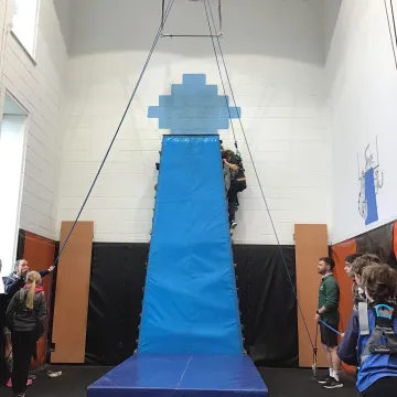 F6208e4d-F24e-4be3-874f-10e72582479e