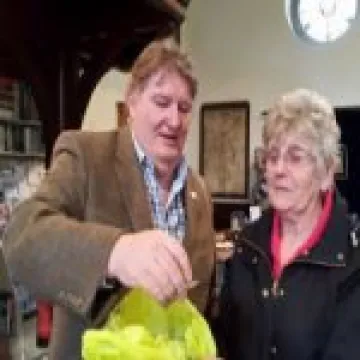 plant-sale-raffle-2015-004