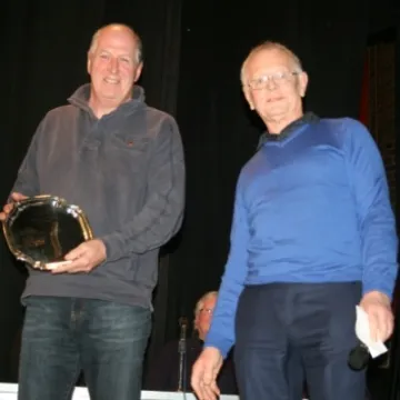 Pete Maiden with the trophy
