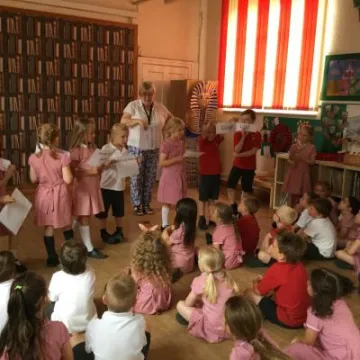 11F9B950-89A2-47F1-BA35-F5833EEE409B