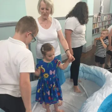 Messy church