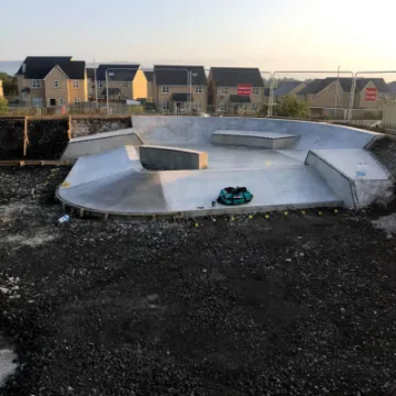 Stoops skatepark under construction02