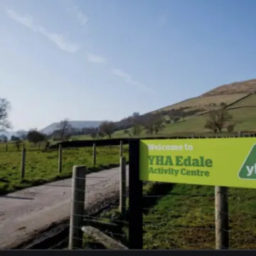 DB40E4E1-4EA9-476F-8885-DC71FF9AF4C6