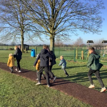 174F8F87-741D-4350-A978-287080CBCDDC