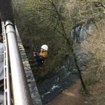 AFD95270-36D8-489F-81F8-6799AA23FDEB