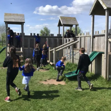 AE0664DB-1955-4AFA-AD14-0190A9F2C277