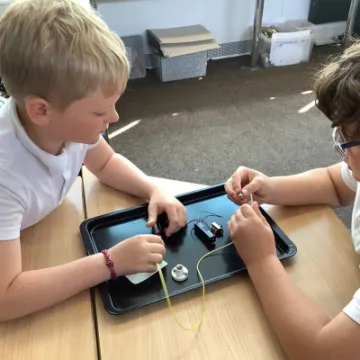 2346B977-5FAD-45C4-8A28-A975598CB9DF