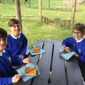 B492B2D3-431B-40B0-90C0-2037EBFDB933