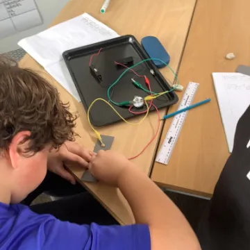 0EE96643-5416-4134-881E-E9E592F31B9B