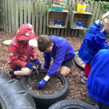 5763C526-280E-453B-9079-89D243234968