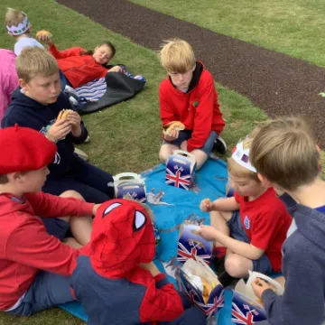 55BBB429-10F3-4246-985F-3A6B980B188A