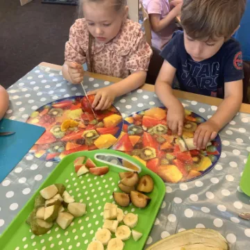 D8E706F4-F756-4A9B-AA32-064D1DBF084D