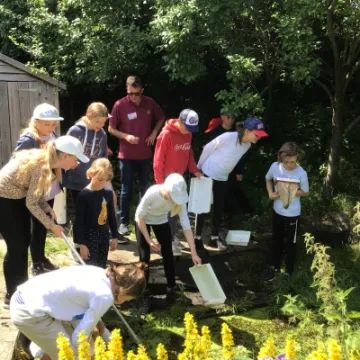 DFCEB170-B668-4B75-A5BF-4A5284A7E70A