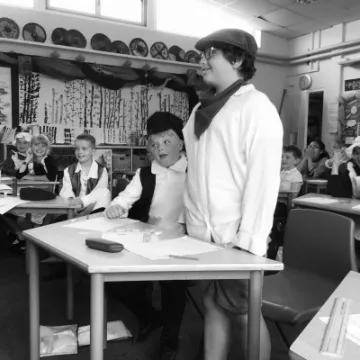 EE659D44-BEB2-469C-9376-C0165496E01C