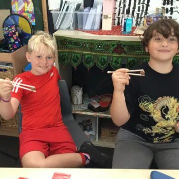 FB5786FD-86D0-440C-805D-335395DD41DD