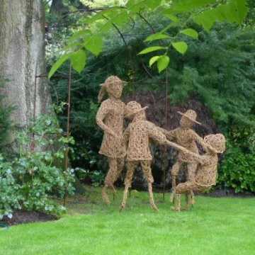 Flower club meeting    July 2022 Ring A Roses