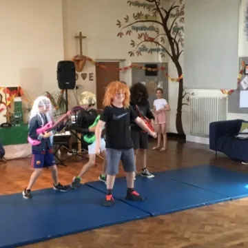 E1C49B49-E78F-4F8F-A4CD-A9CAA10E1480