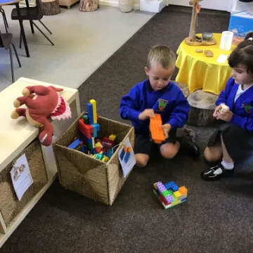 16BF3E7A-C03E-40C0-8AC9-785D3CED0A7B