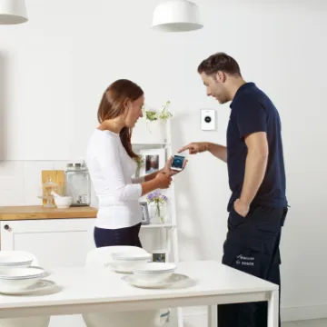 Worcester Bosch Greenstar I Model and installer On phone