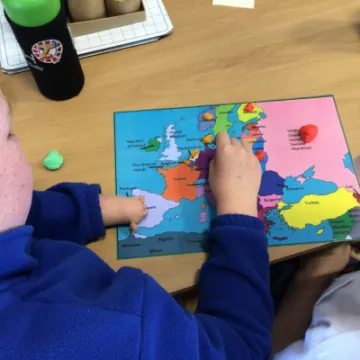 E1CF6325-9EC6-42F2-A8DA-83CF41E057CD