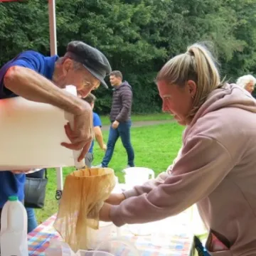 Apple Pressing – Straining the juice