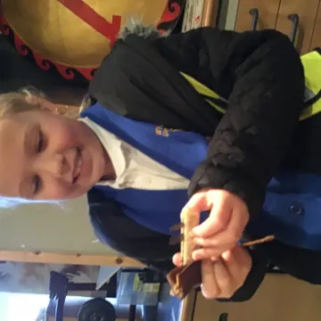 812E2D27-E96F-4B01-9500-D37D2E5F6F71