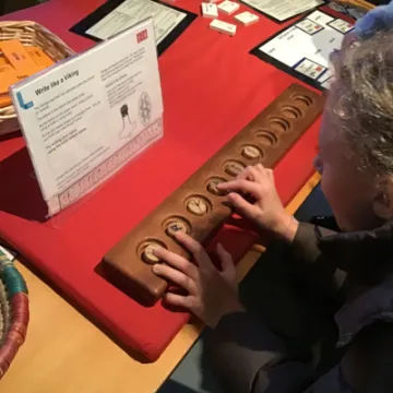 7DD54A7D-1205-426A-A54D-D243F7184E1F