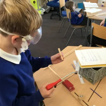 FF0A9AA3-E766-4829-9075-39829EAC143D