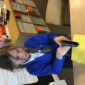 9983AE2A-47EF-461E-8803-490254F8ECA5