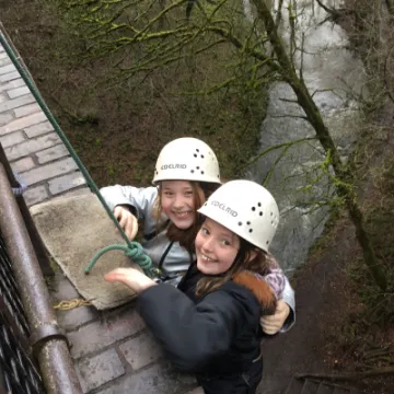 B12746FC-F9DB-4197-AA7B-B88BBE6FFED3