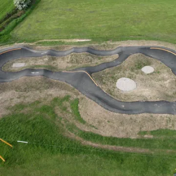 Bretts Hall (Harley's Jumps) pump track 02