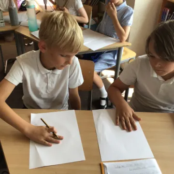 2B6E6E20-34AC-4F0B-8581-D79DE9BDF733