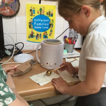 640D32A6-3B52-42E1-9D61-074134C69887