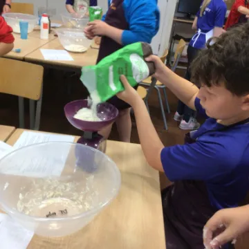 F04839BE-F781-4EC2-BD14-47BDA9650432