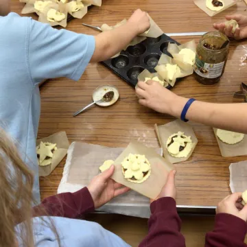 Mince pie making