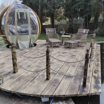 Backyard decking for family gatherings