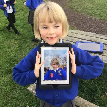 C5c832e8-F182-42b7-8dfa-667288767c2e