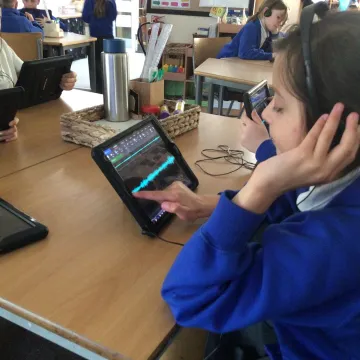 6dca7326-Bda1-4482-A98d-15c1dcddd668