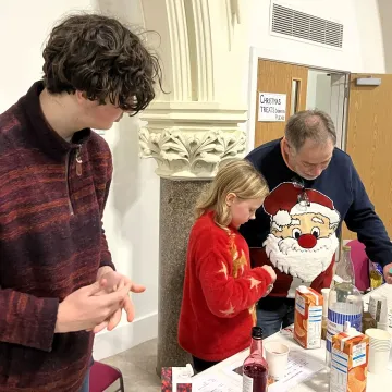 2025 12 &ndash; Festive2