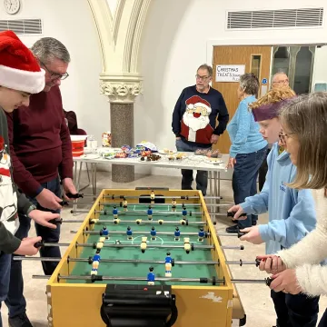 2025 12 &ndash; Festive5